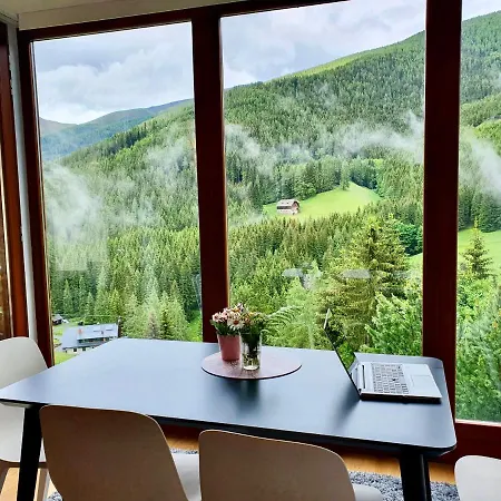 Apartment Magic View @ Rosie